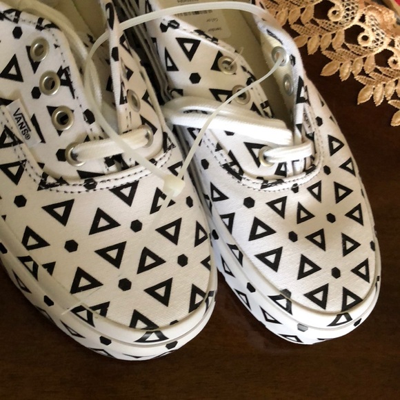 Vans ♥️ - Picture 3 of 5